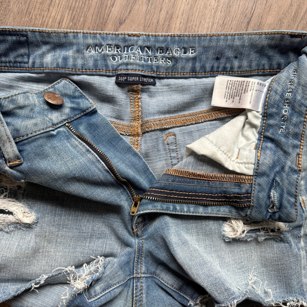 American Eagle Outfitters Light Blue Distressed Hi-Rise Shorties - Size 6 - Picture 7 of 14